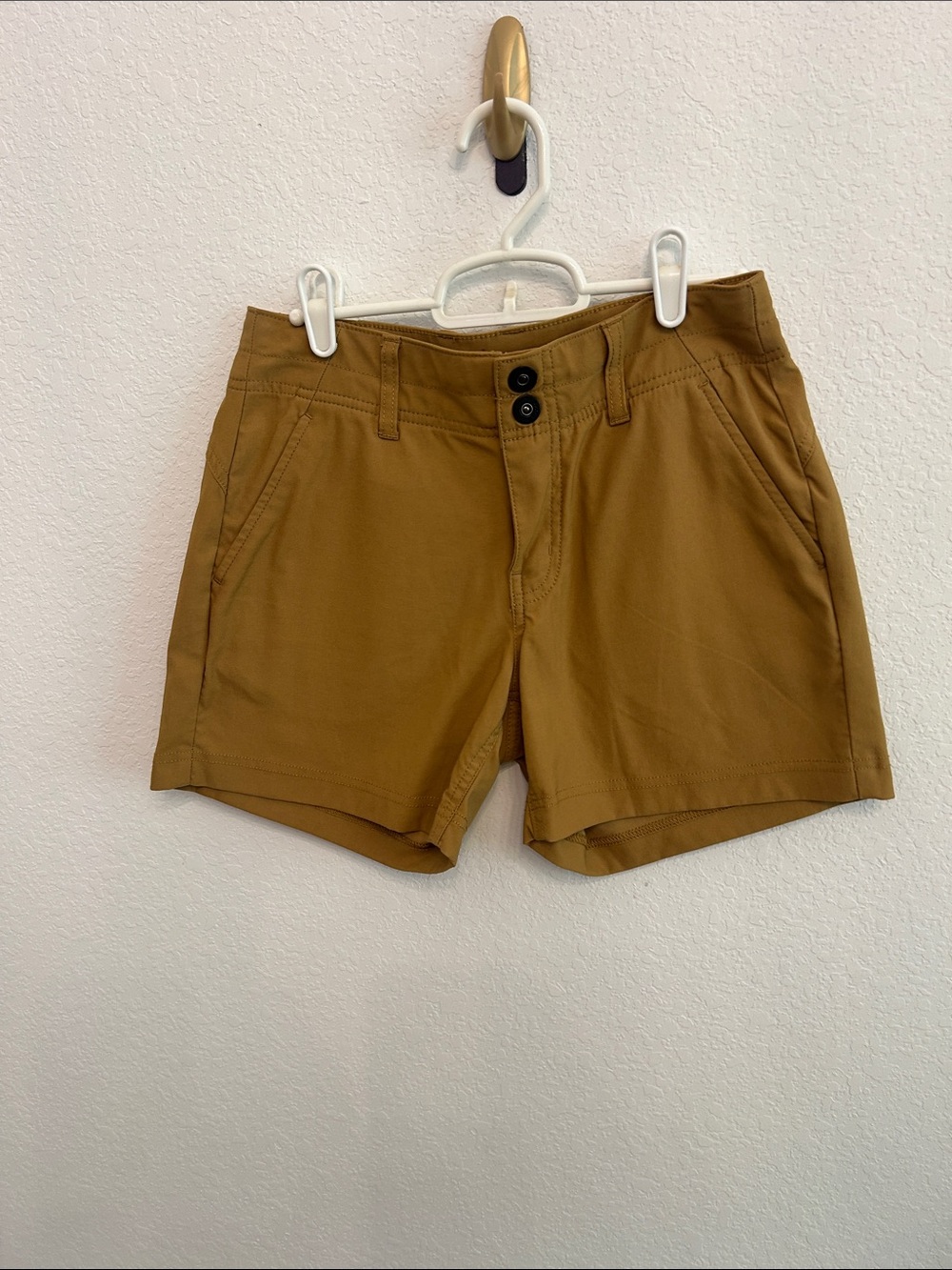 Prana Double-Button Mid-Rise Shorts Mustard gorpcore camping hiking women size 4